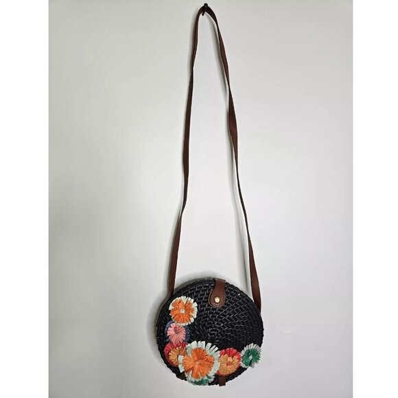 NWT J Crew Round Rattan Floral Crossbody Bag Beautiful Rattan Purse Black L8652 - Picture 2 of 7